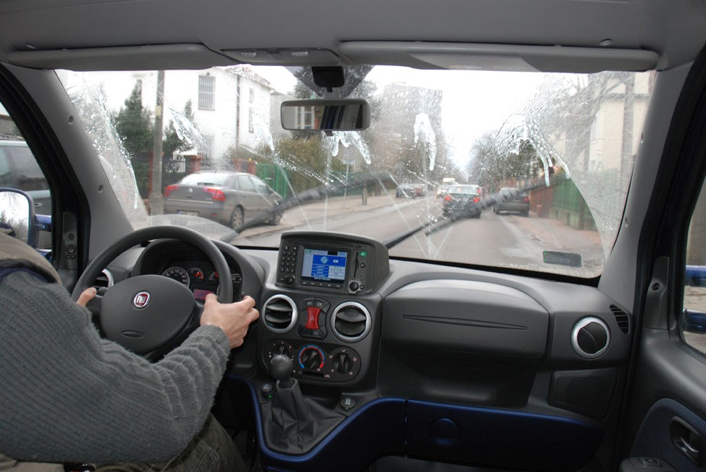 Jak wybrać wycieraczki? Czy najdroższe będą najlepsze?