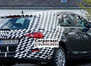 Zdjęcia szpiegowskie: Opel Astra Sports Tourer już w Paryżu