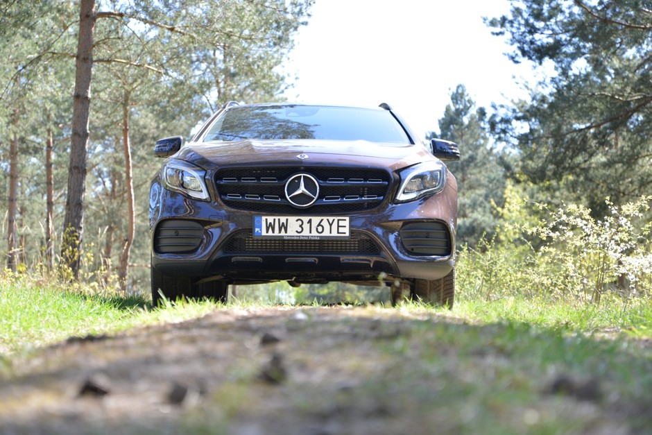 Mercedes GLA 220 4MATIC