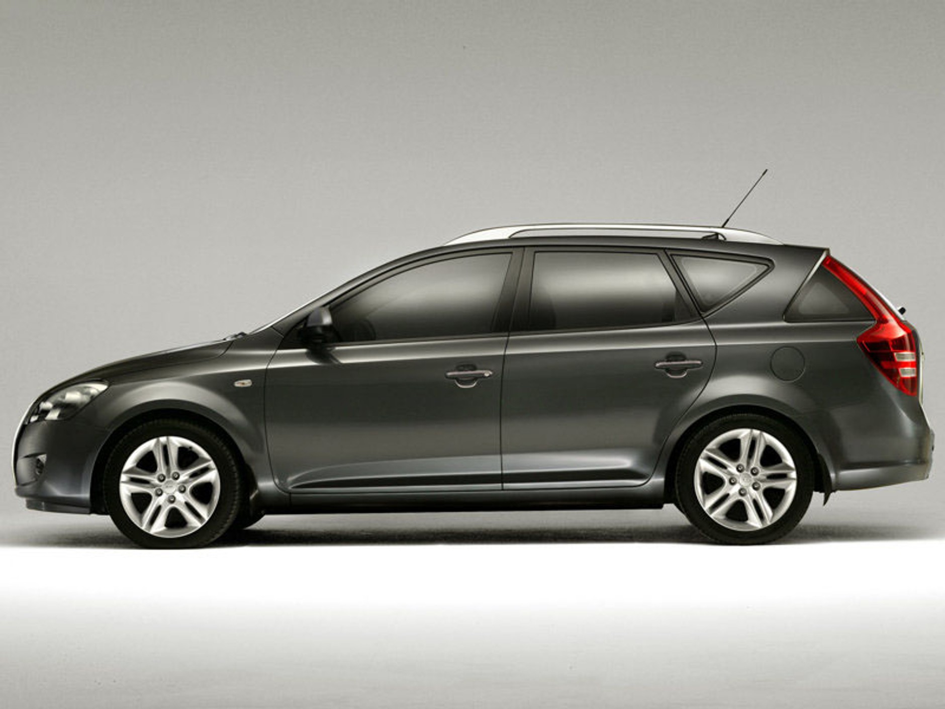 Kia w Genewie: debiut modelu Cee’d Sporty Wagon