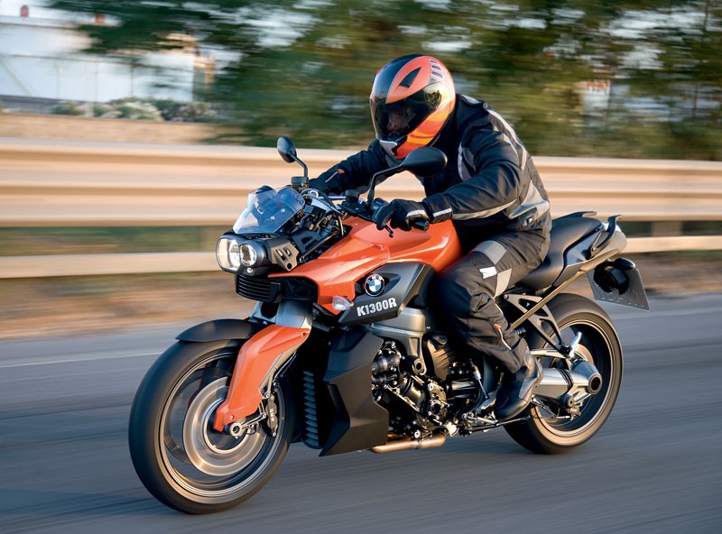 BMW Motorrad 2009: K 1300 S, K 1300 R, K 1300 GT (3x wideo HD!)