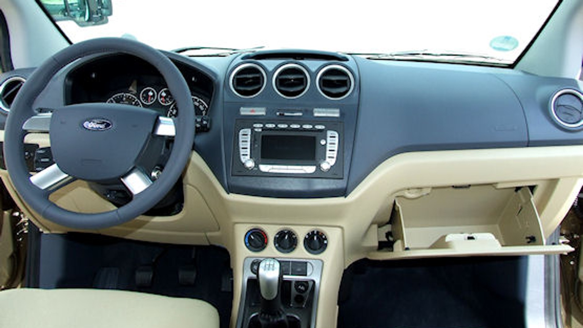 Ford Transit Connect: odnowiony i dostosowany do potrzeb