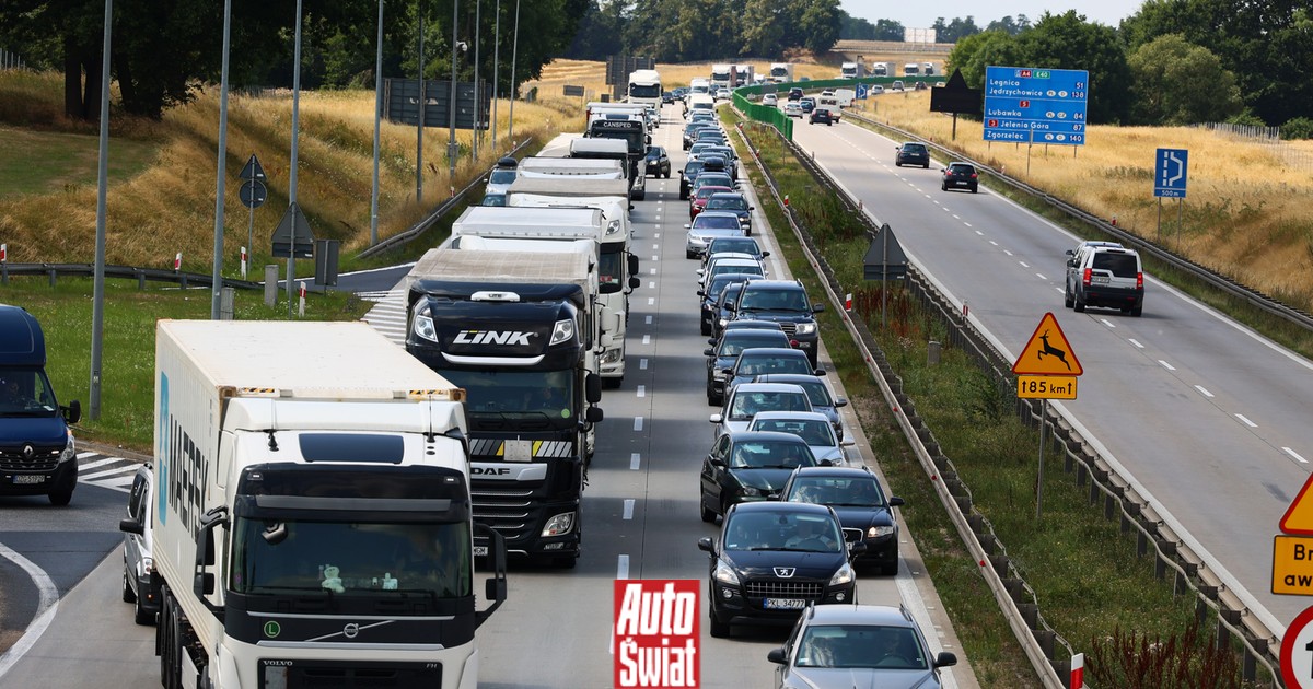 Już dziś luźniej na autostradach A2 i A4. Nie trzeba będzie wyprzedzać