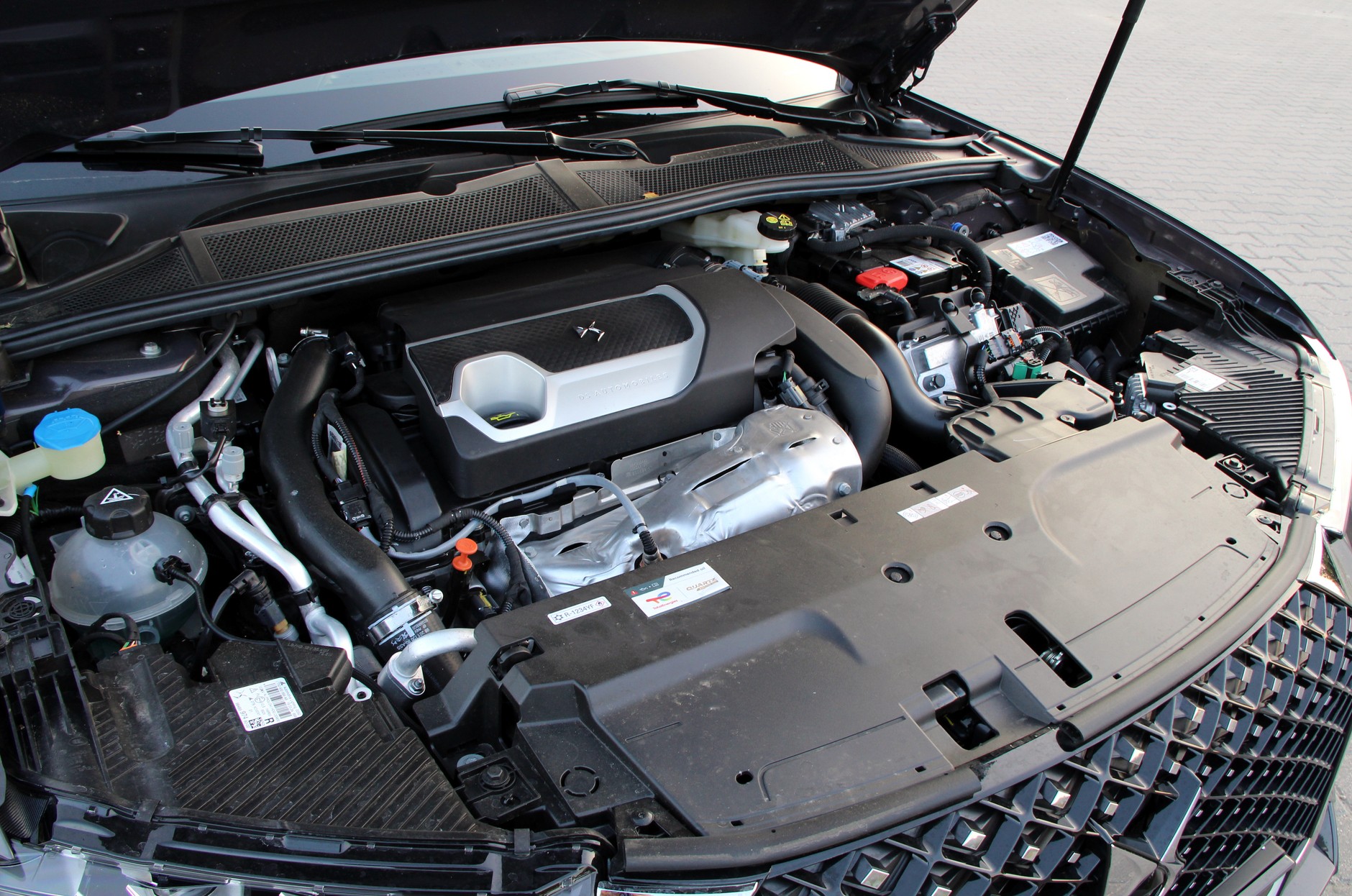 DS 4 PHEV Antoine De Saint Exupery