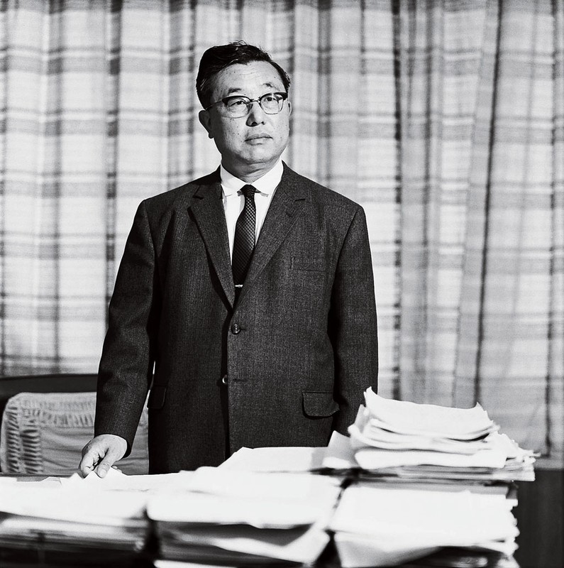 Eiji Toyoda
- Wytrwale aż na sam szczyt
