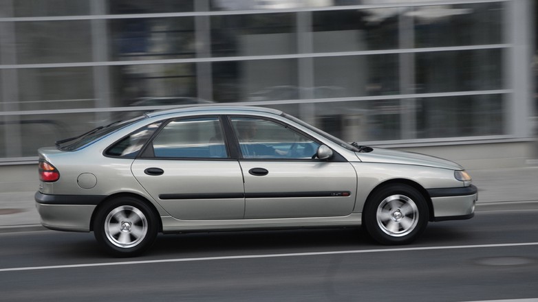 Renault Laguna 1.9 dTi - Głośna, ale trwalsza niż dCi