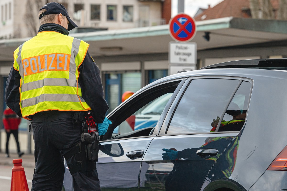 Dostałeś mandat za granicą? Polscy kierowcy już nie są bezkarni