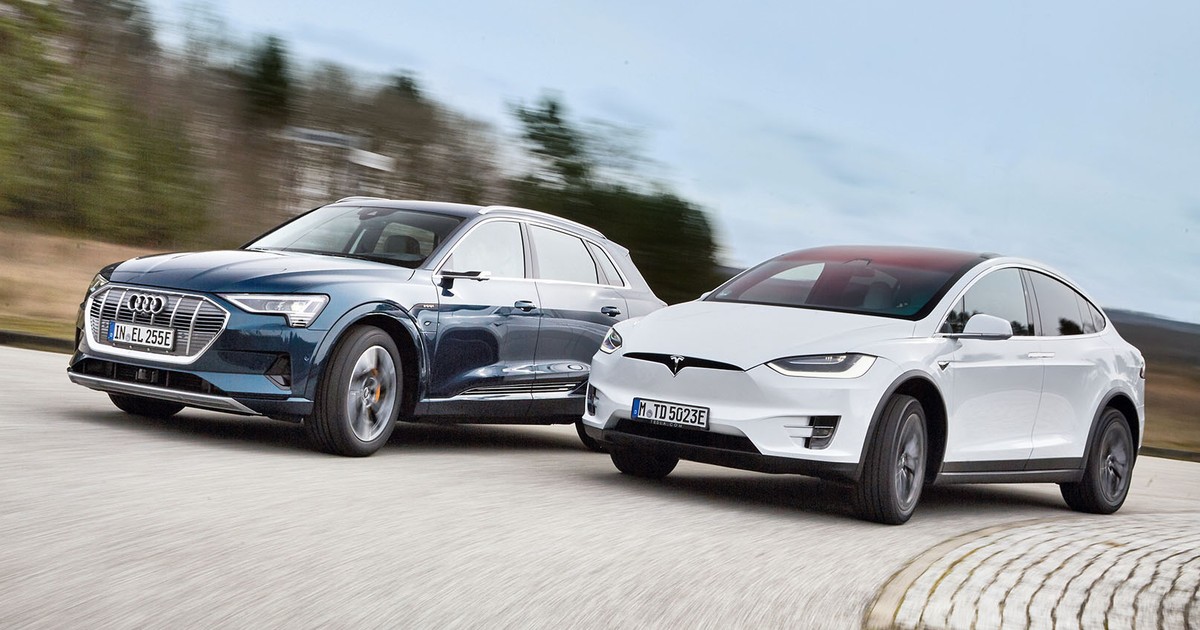 Tesla Model X kontra Audi e-tron - które elektryczne auto będzie lepszym wyborem? 