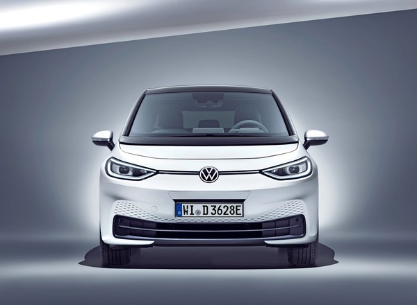 Volkswagen w 2021 r. sprzedał mniej aut, ale za to więcej zarobił