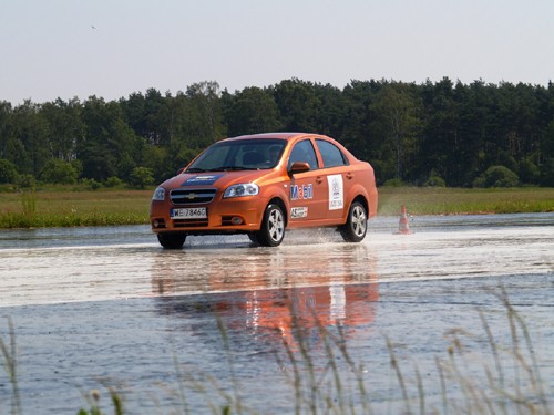 Meta w Bednarach, Lacetti w Warszawie