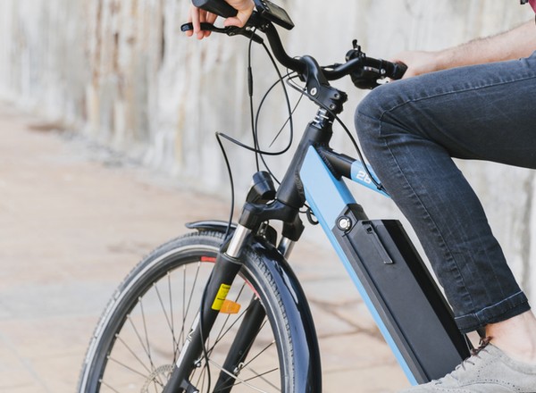 "Rower elektryczny plus". Będą państwowe dopłaty do rowerów na prąd? Ile taki kosztuje?