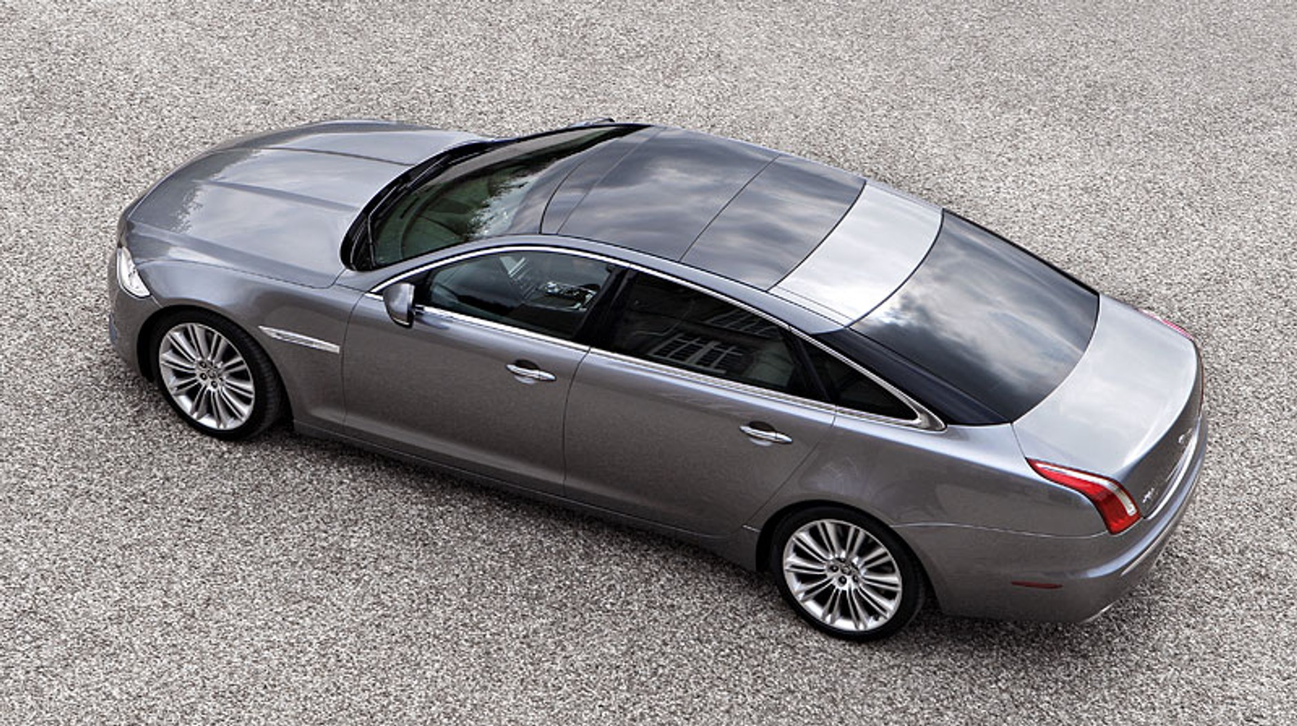 IAA Frankfurt 2009: Jaguar XJ – pierwsze wrażenia, fotogaleria