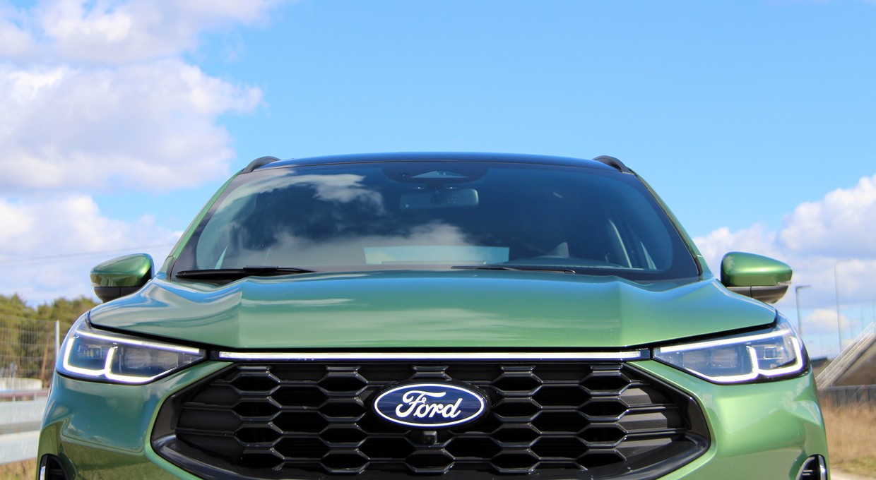 Ford stworzy model na bazie Focusa. I tym razem ma być też spalinowy