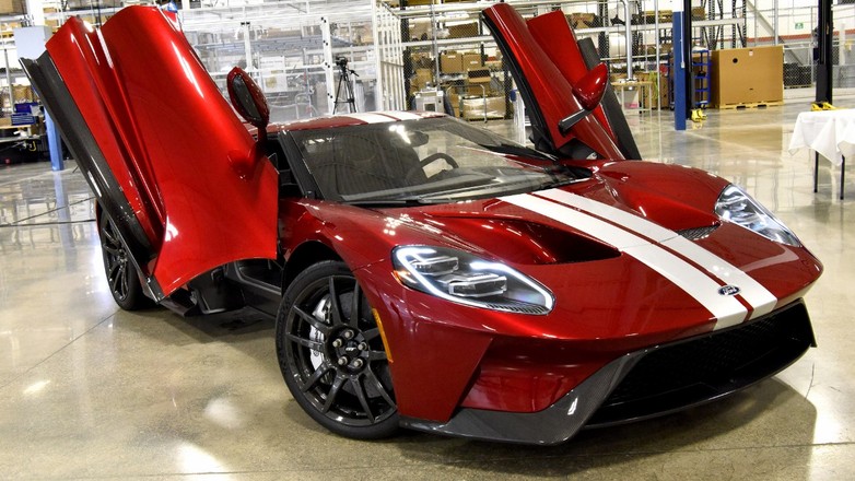 Rozpoczęcie produkcji Forda GT