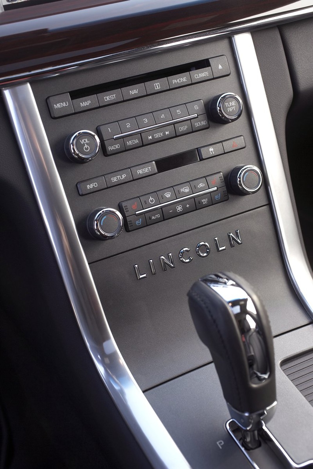 LA Auto Show 2007: Lincoln MKS - nowa amerykańska limuzyna (+ wideo)