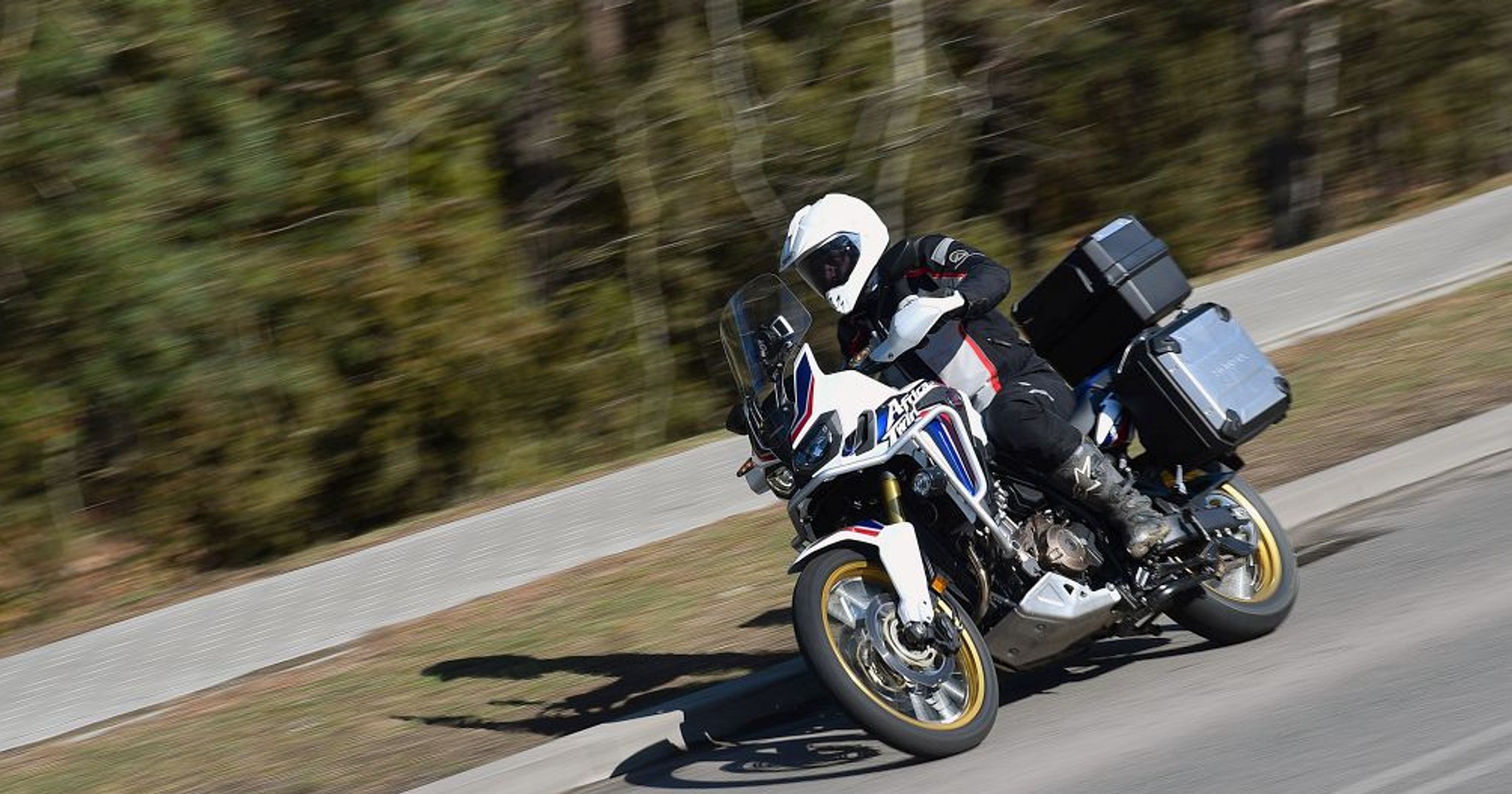 Wyraźnie wzrosła sprzedaż motocykli Honda. Na zdjęciu tegoroczna nowość Honda Africa Twin