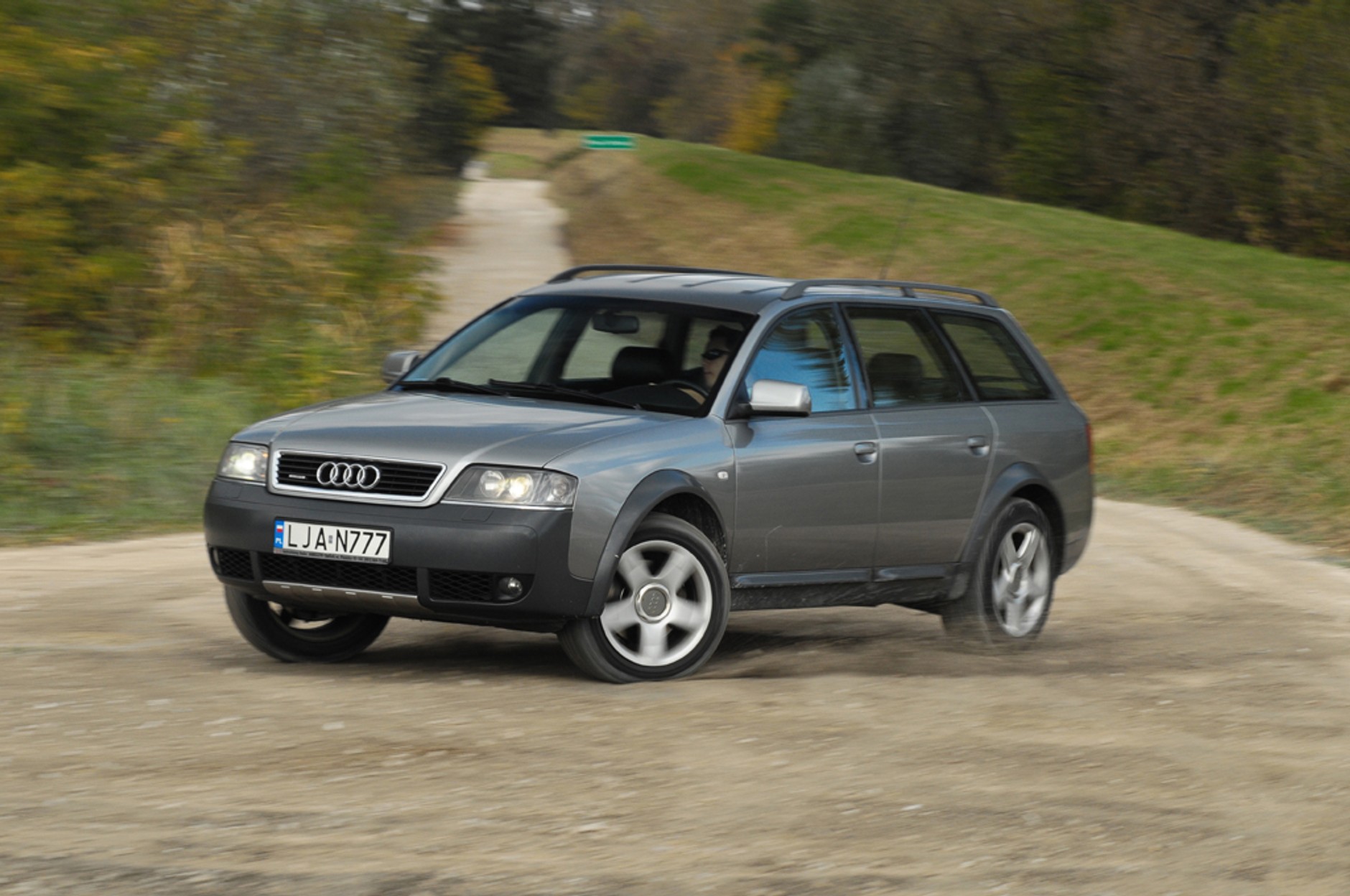 Audi Allroad 2.5 TDI - Mocno uzdolnione kombi