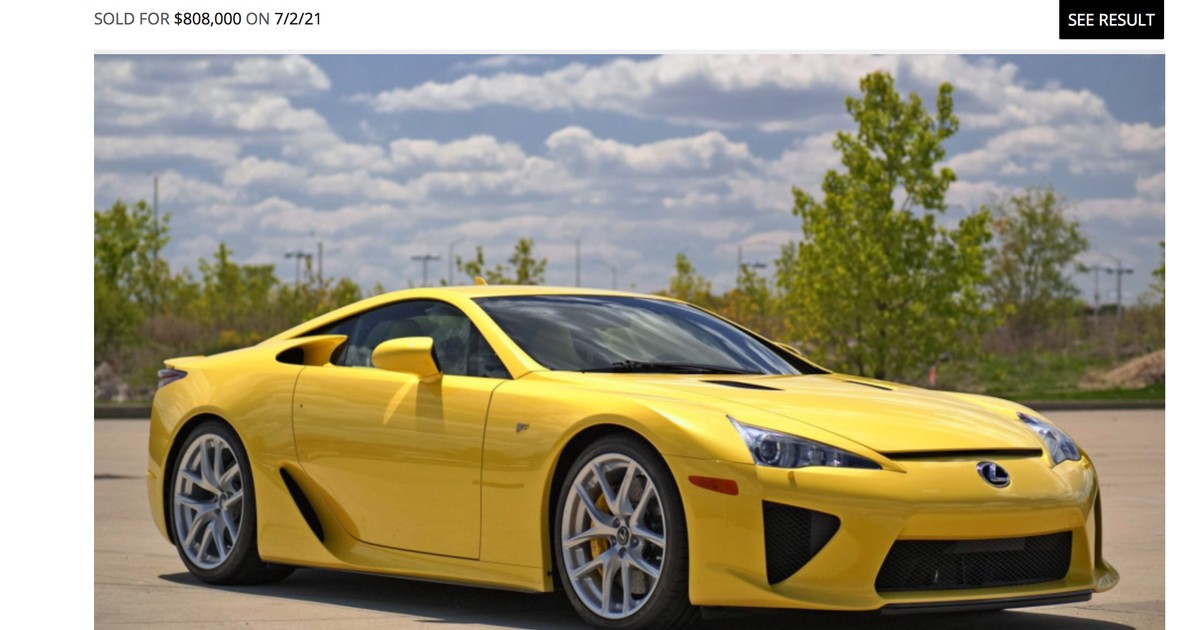 Lexus LFA sprzedany przez Bring a Trailer