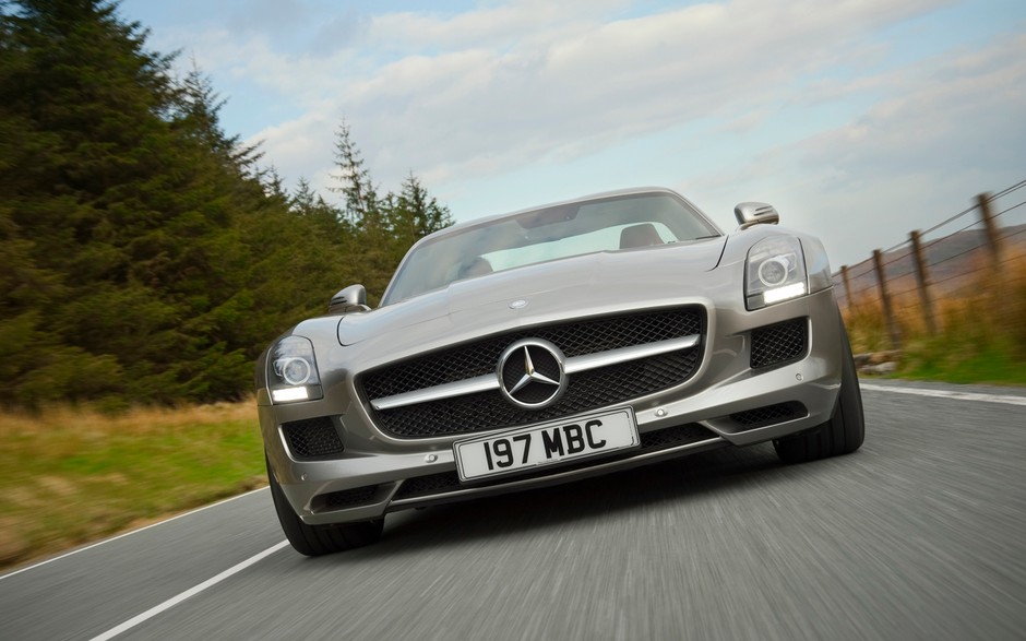 Mercedes SLS AMG
