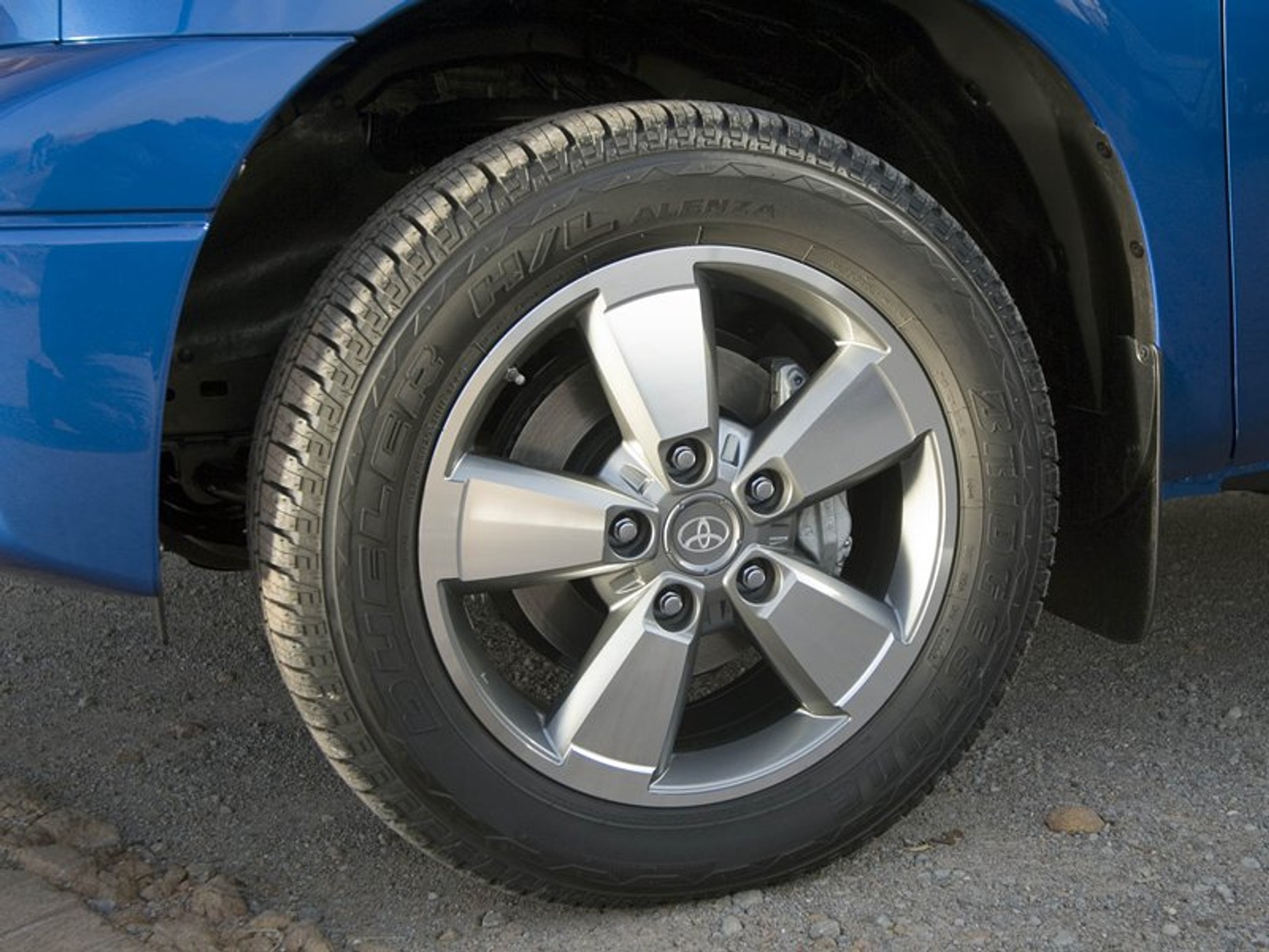 Detroit 2007: Toyota Tundra CrewMax – auto dla Shreka (video)