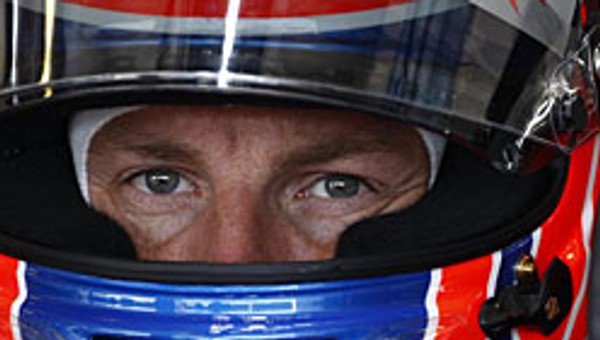 Grand Prix Australii 2011: mistrzowie świata i McLaren w roli głównej (2. trening)