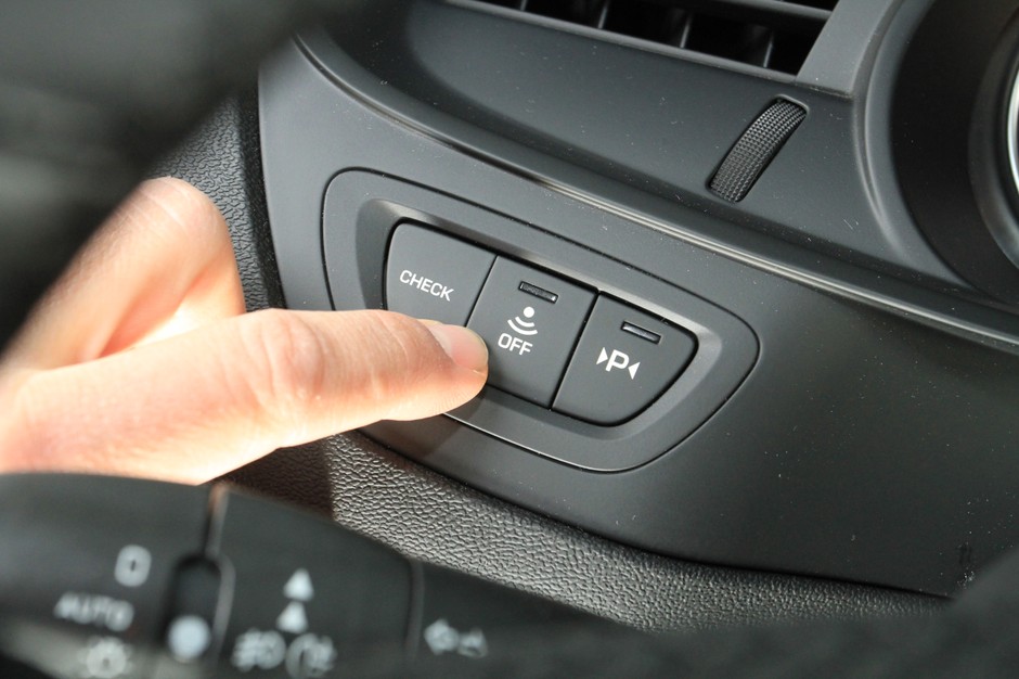 Citroen C5 CrossTourer 2.2 HDi aut (2)