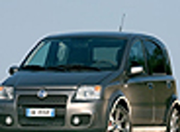 Fiat Panda 100HP - Wyścigowe pudełko