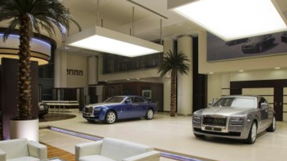 Największy salon Rolls-Royce'a