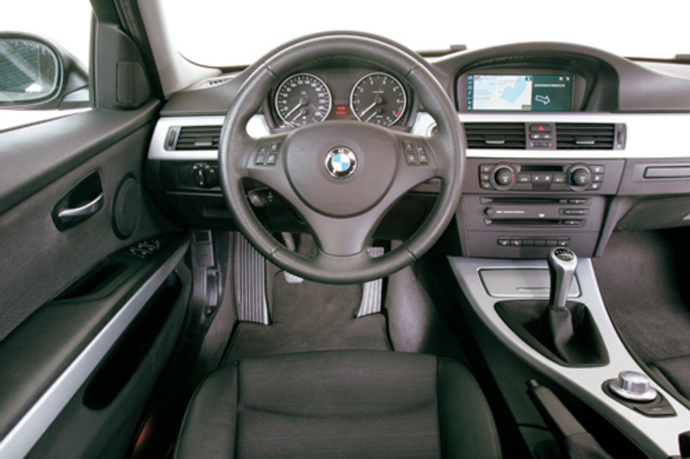 Test Długodystansowy: BMW 320i Touring - Czysta rutyna