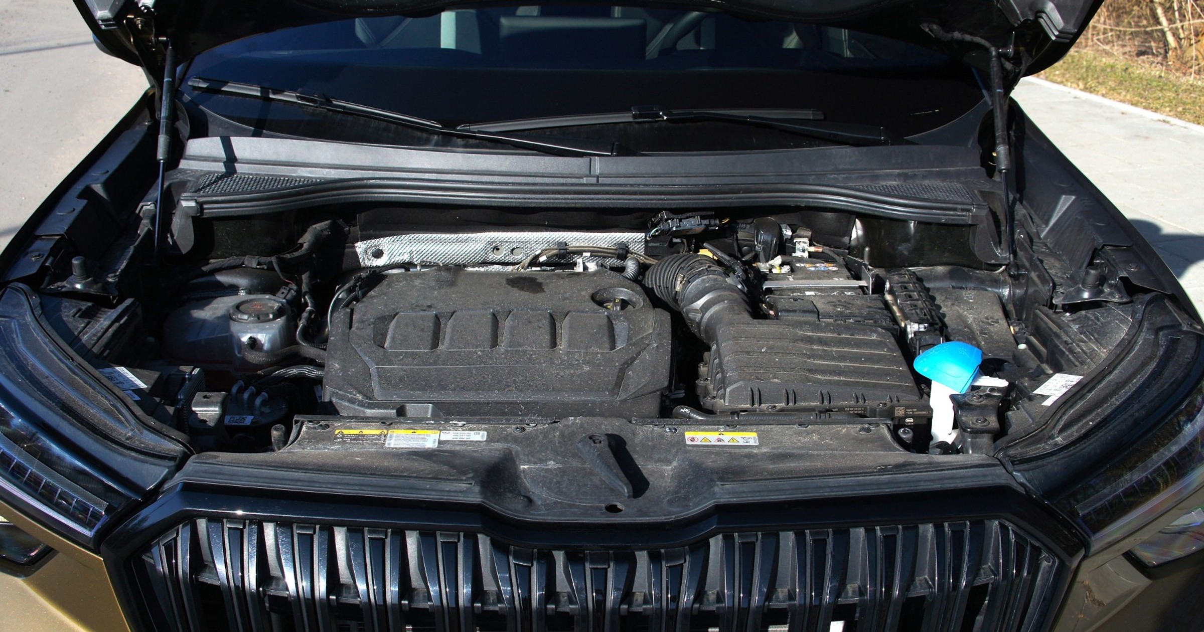 Czy stuki i trzaski po jeździe to coś niepokojącego? Z reguły to czysta "natura"