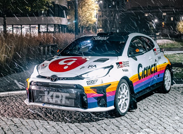 Jechałem na miejscu pilota rajdową Toyotą GR Yaris przed Barbórką