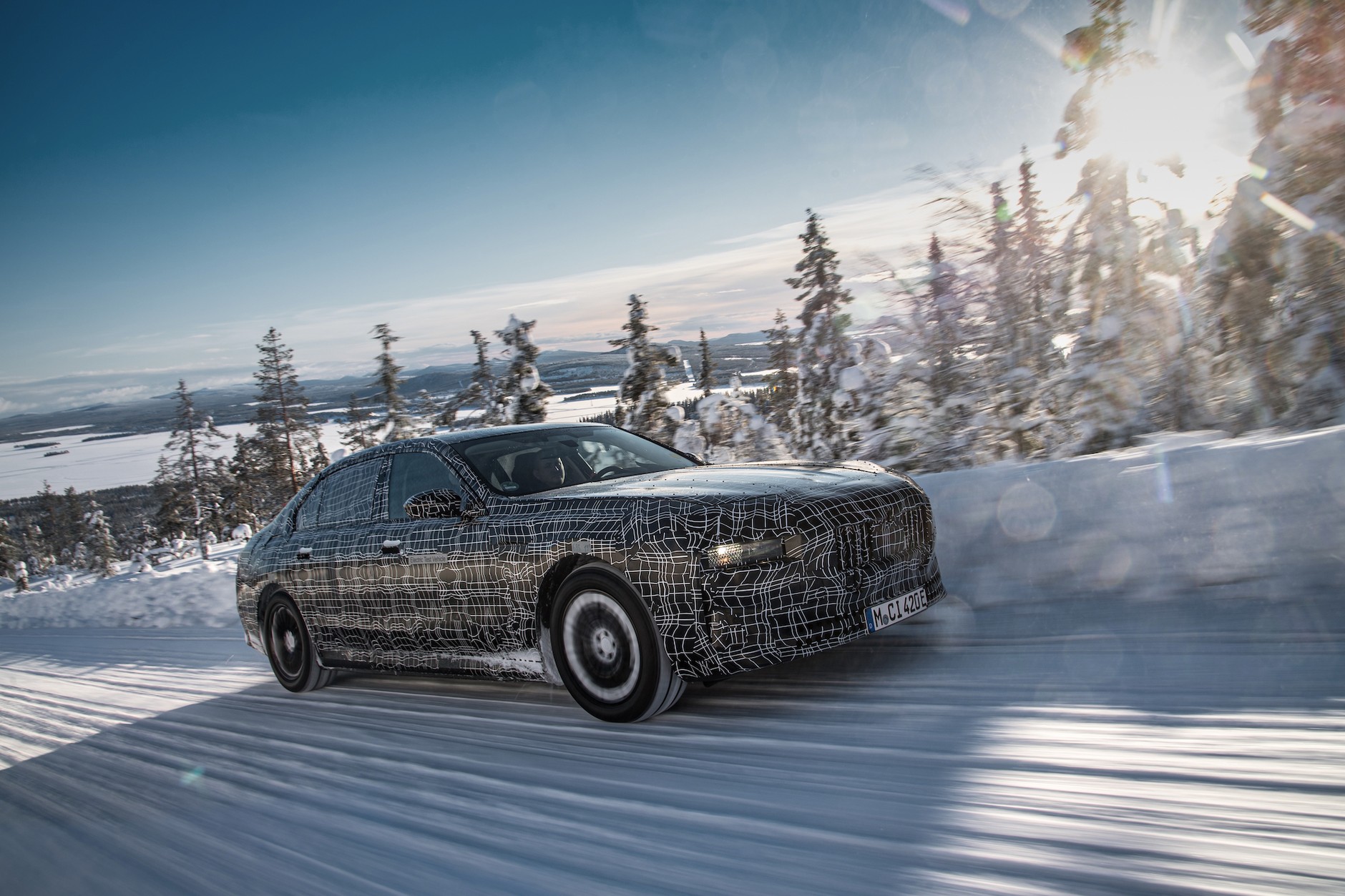 BMW i7