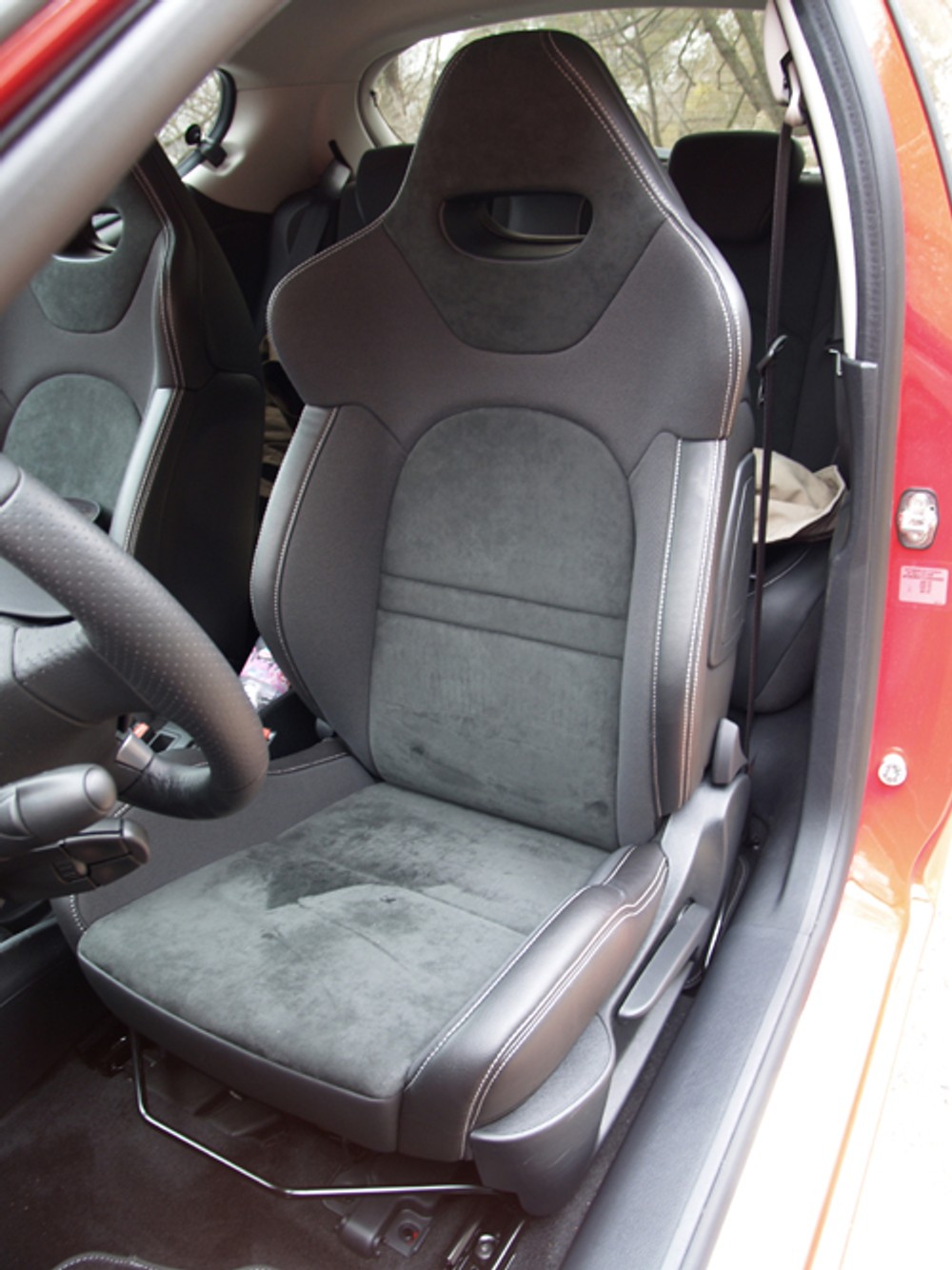 Peugeot 207 RC - Lwi pazur "207"