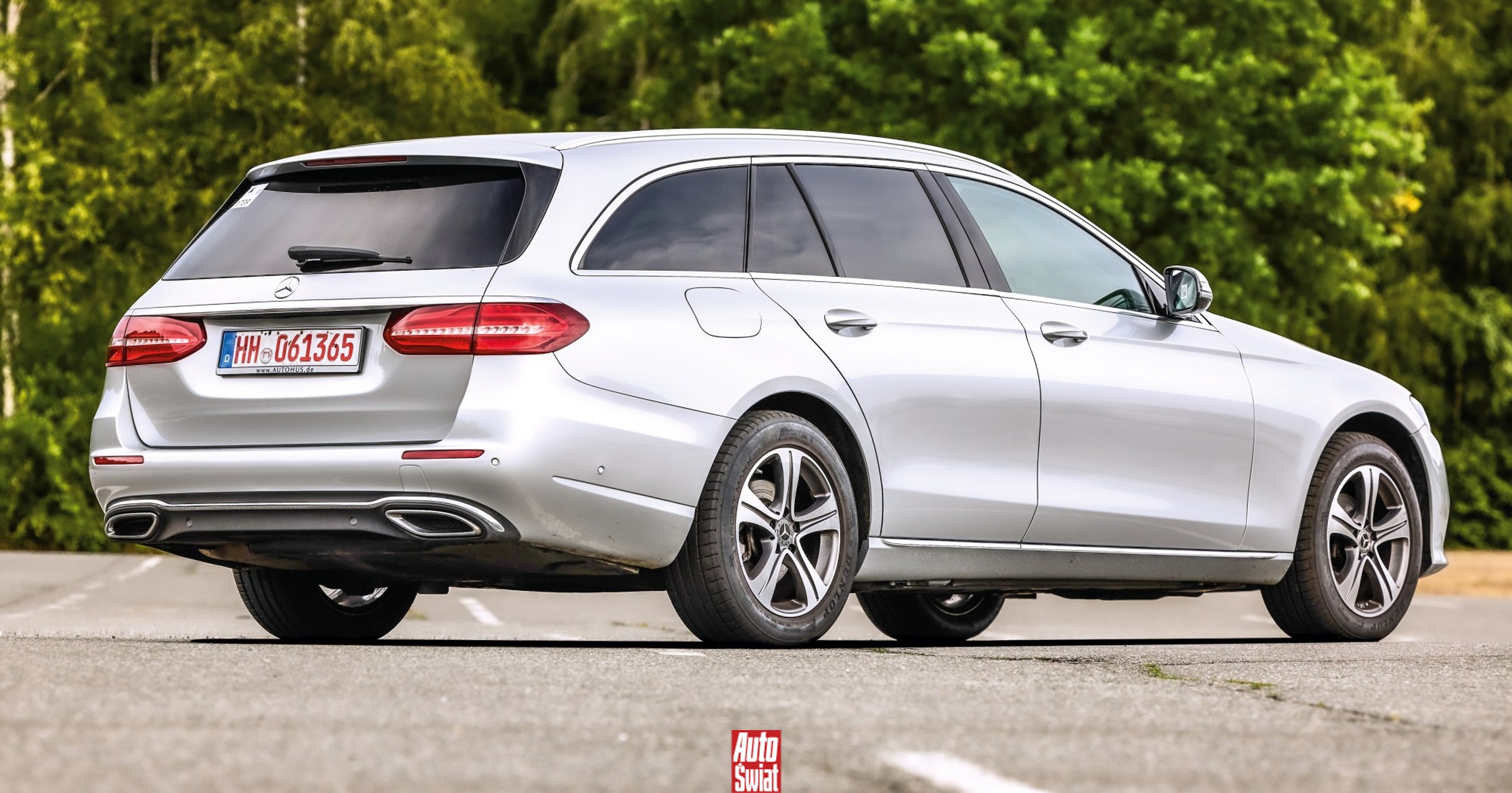 Sprawdziliśmy stan Mercedesa S213 z przebiegiem 150 tys. km. Warto kupić to auto?