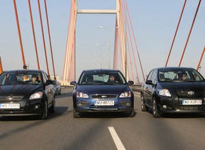 Ford Focus kontra Kia cee'd i Toyota Auris: czy każdy sposób na oszczędzanie jest dobry?