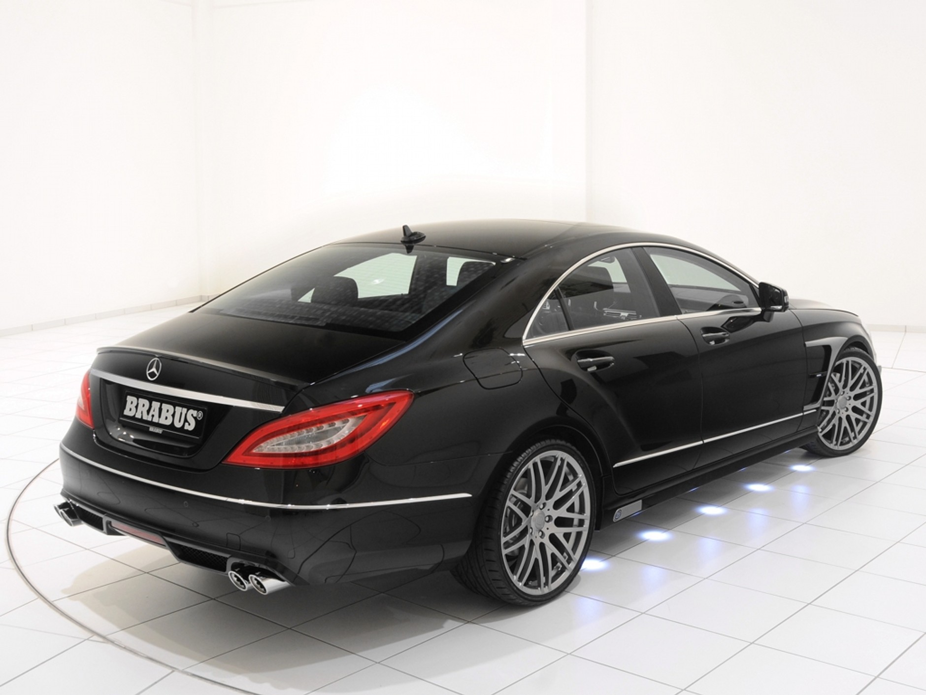 Nowy Mercedes CLS po tuningu Brabusa