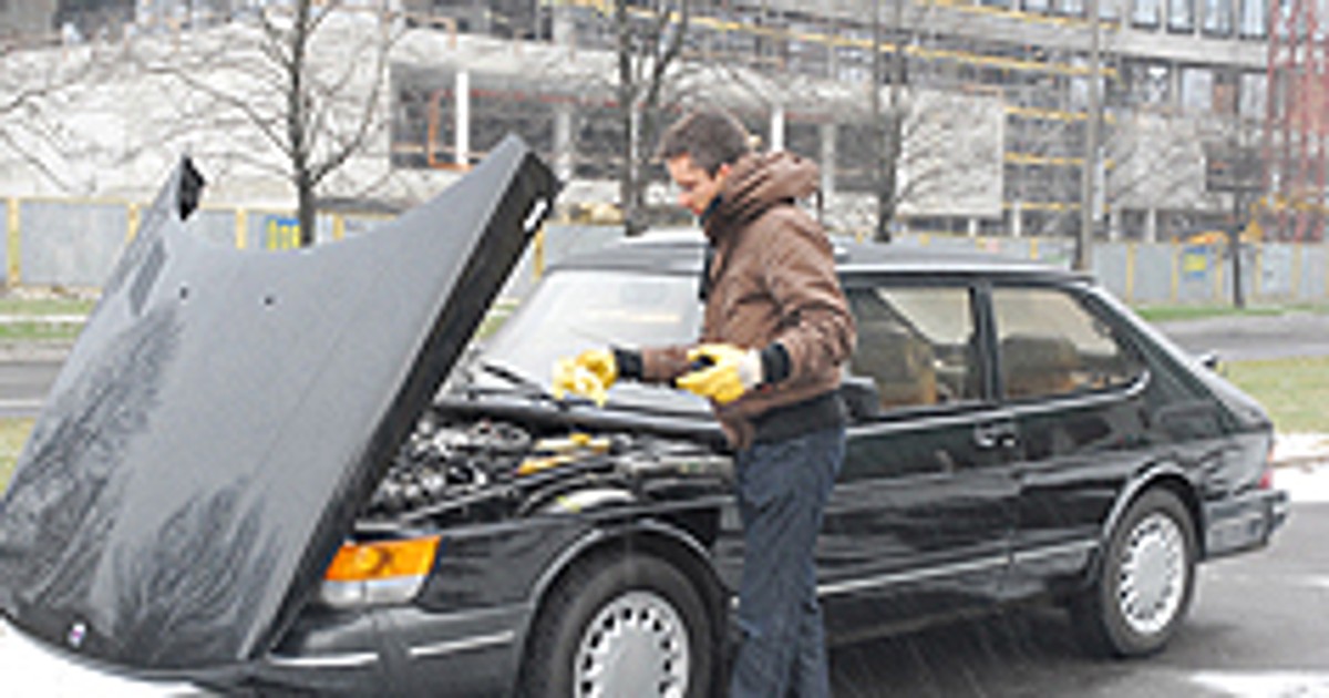 Saab 900 - Pół-samochód, pół-samolot