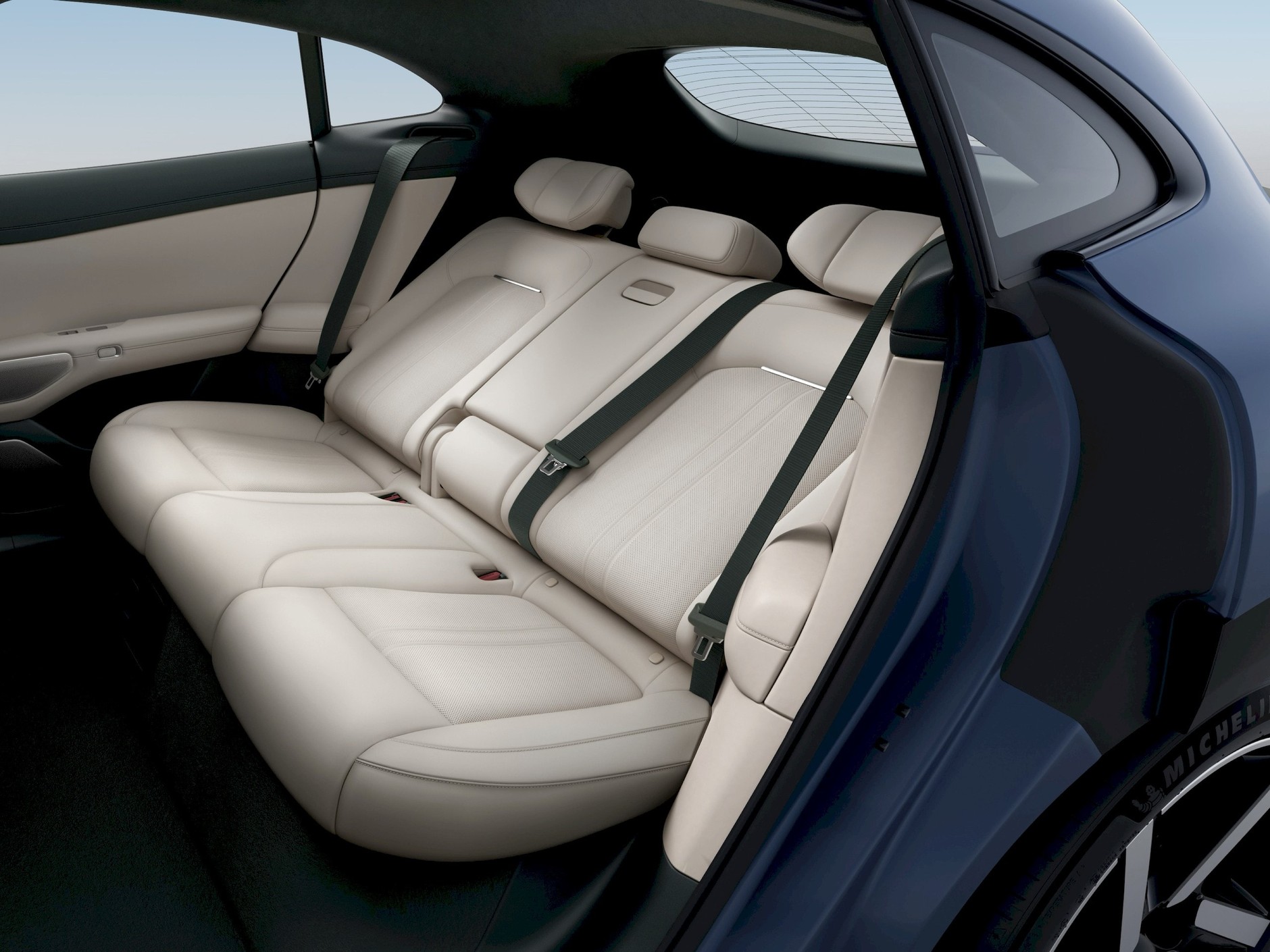 Luksusowy chiński SUV Xiaomi YU7