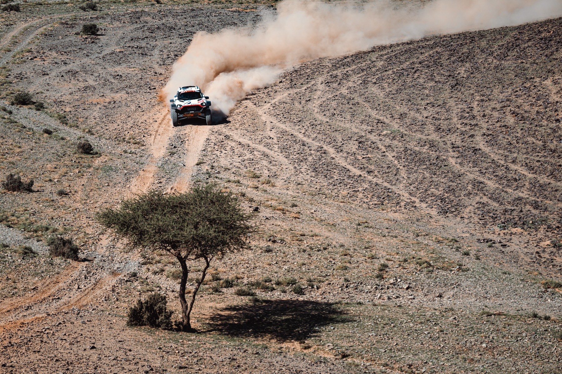 Krzysztof Hołowczyc uratował życie podczas Rajdu Dakar. Wynik był drugorzędny