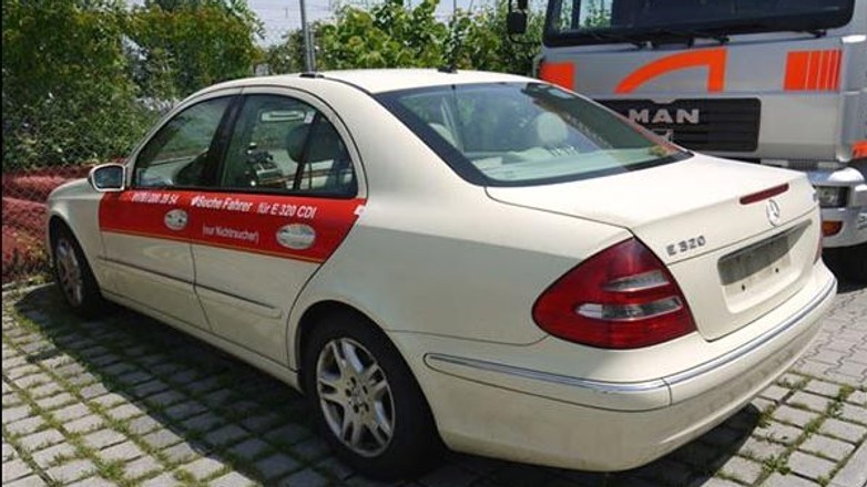 Mercedes oferowany przez niemiecki urząd skarbowy