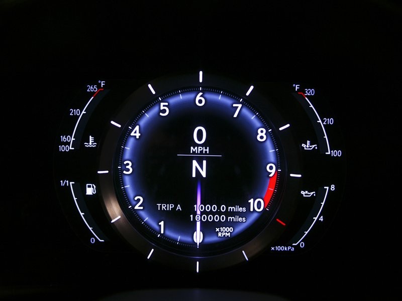 Lexus LFA: zainteresowanie przekroczyło plany produkcyjne
