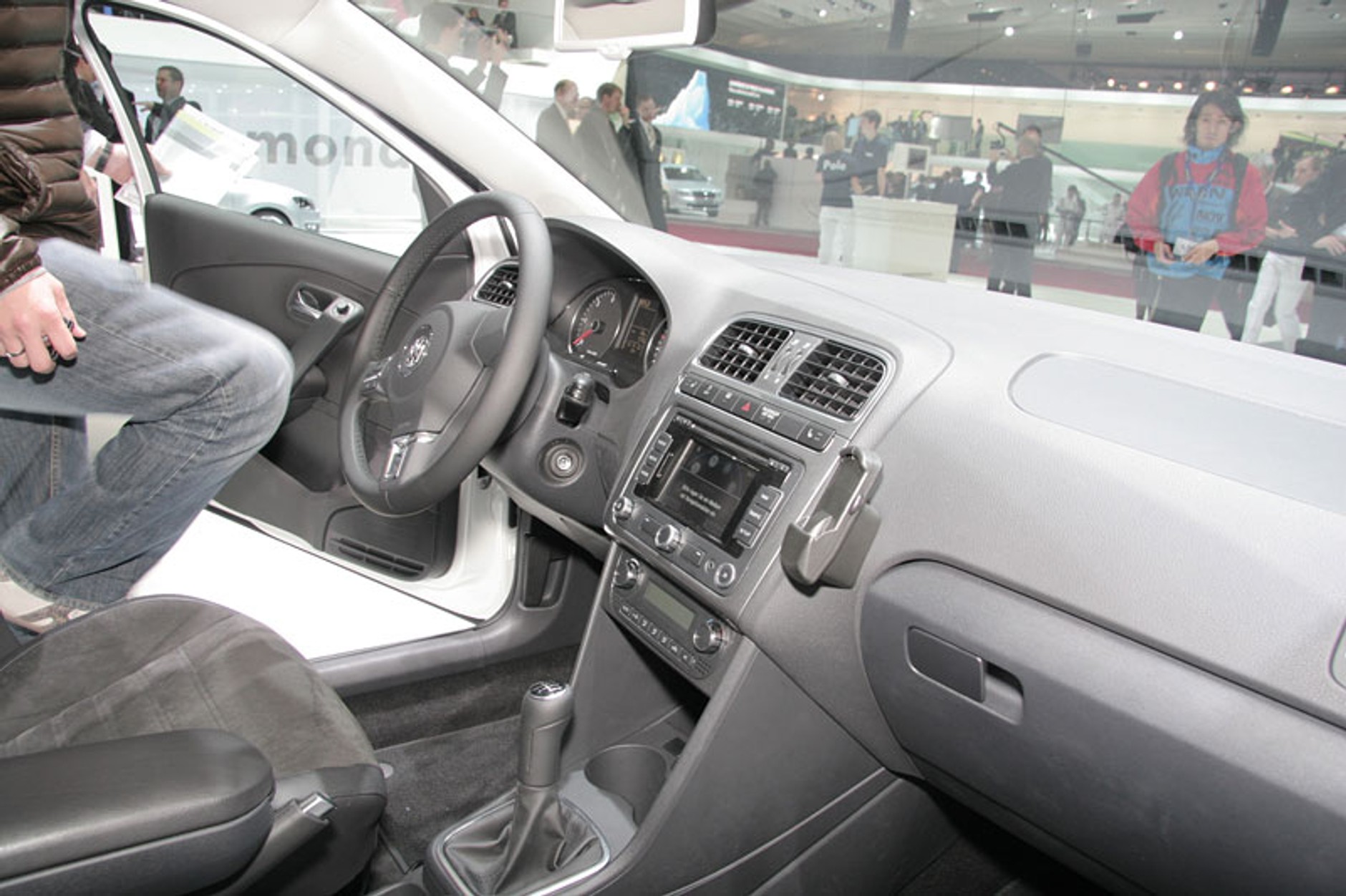 Genewa 2009: Volkswagen Polo - pierwsze wrażenia (fotogaleria, dane techniczne)