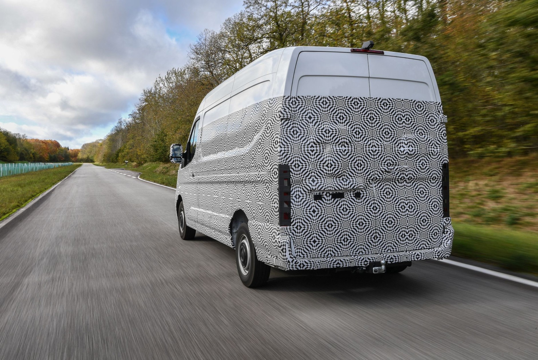 Pierwsza jazda prototypem nowego Renault Master E-Tech