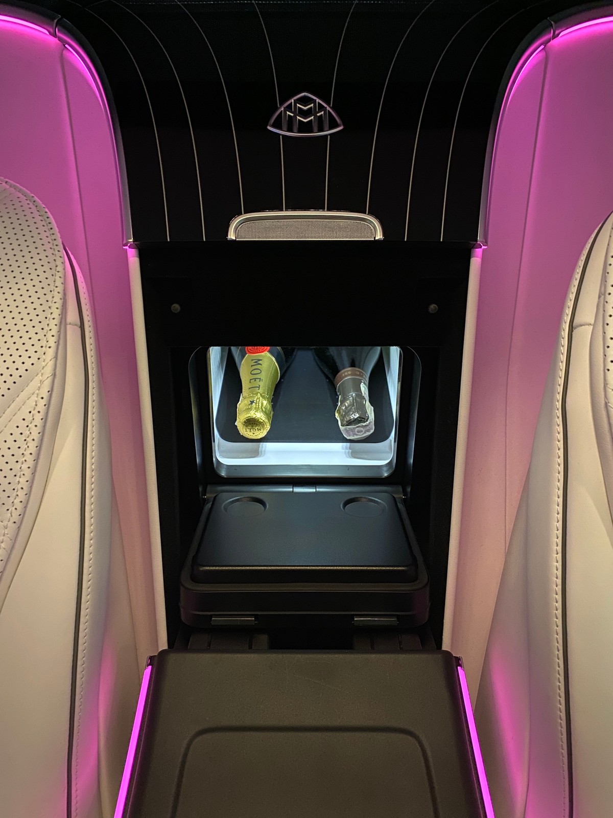 Mercedes-Maybach S680 (2021 r.; generacja Z 223)