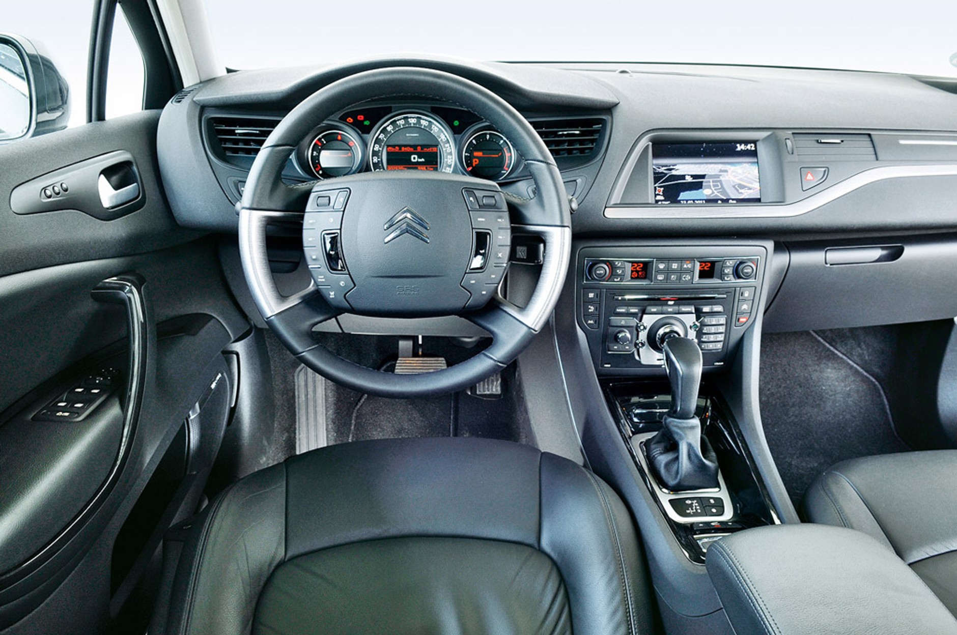 Citroen C5 kontra Renault Latitude i Skoda Superb: szukamy ekonomicznej limuzyny dla biznesmena