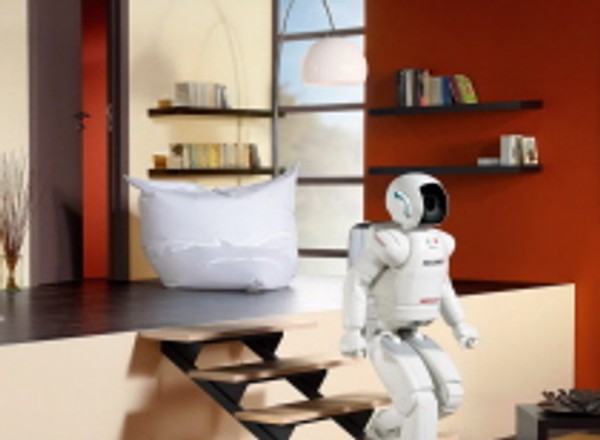 Genewa 2009: nowy ASIMO gospodarzem na stoisku Hondy