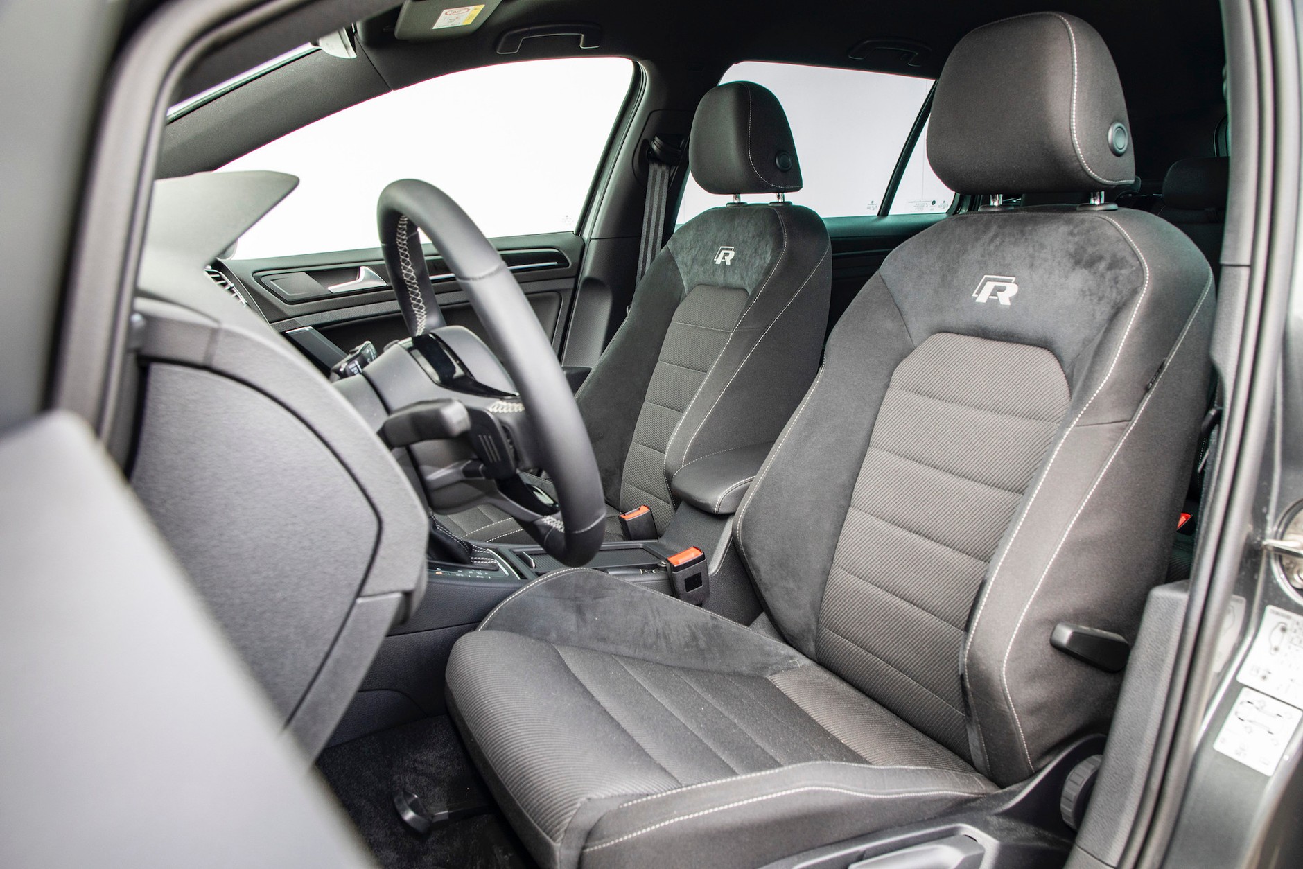 Volkswagen Golf R Variant – waRiant wyścigowy