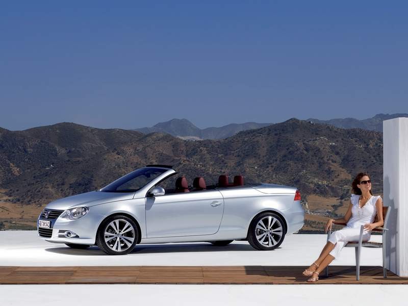 Volkswagen Eos: 1,4 TSI (90 kW/122 KM) zamiast 1,6 FSI (85 kW/115 KM)