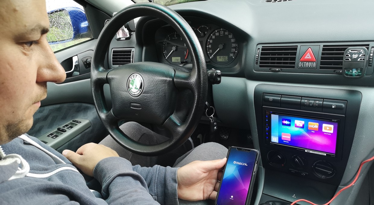 Pioneer AVH-Z5200DAB – nie tylko dla fanów płyt