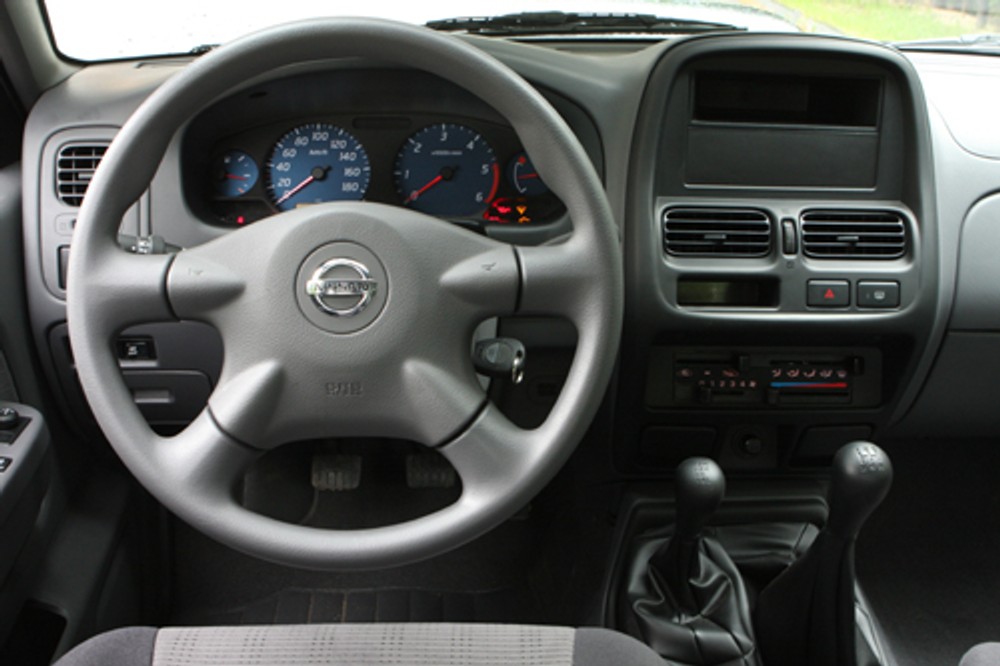 Nissan NP300 - W prostocie jego siła